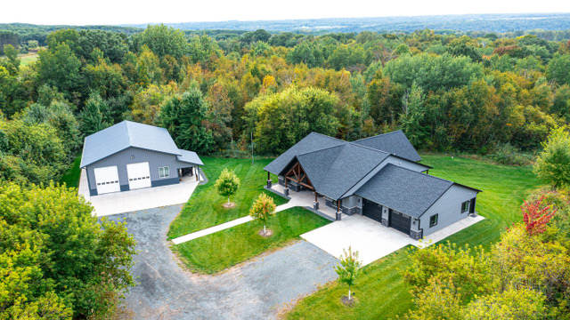 image (18) 2000 sq ft custom home