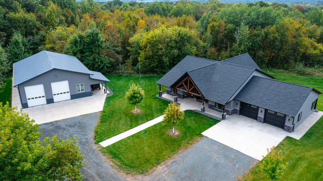 image (21) 2000 sq ft custom home