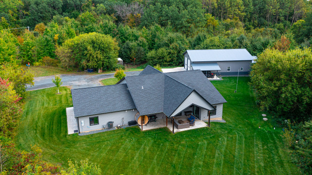 image (23) 2000 sq ft custom home